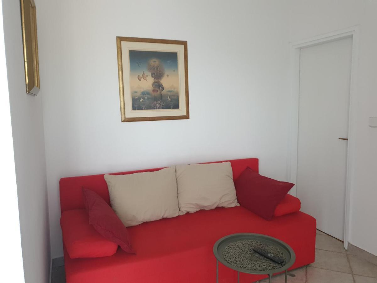 Apartments Lav ウマグ 部屋 写真